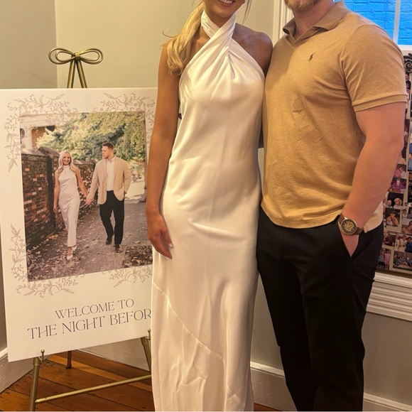 Show Me Your MuMu White halter dress - Picture 2 of 6